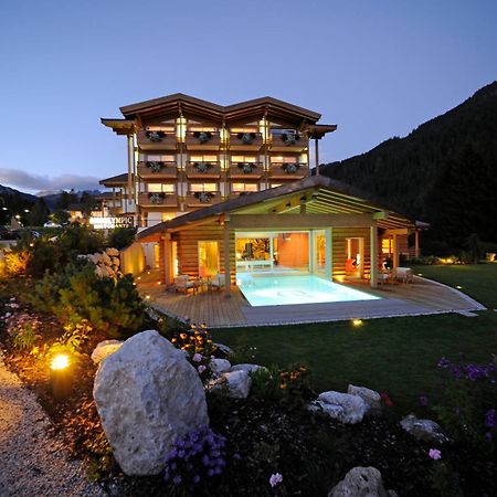 Olympic Spa Hotel - Adults Only Vigo di Fassa Exterior photo